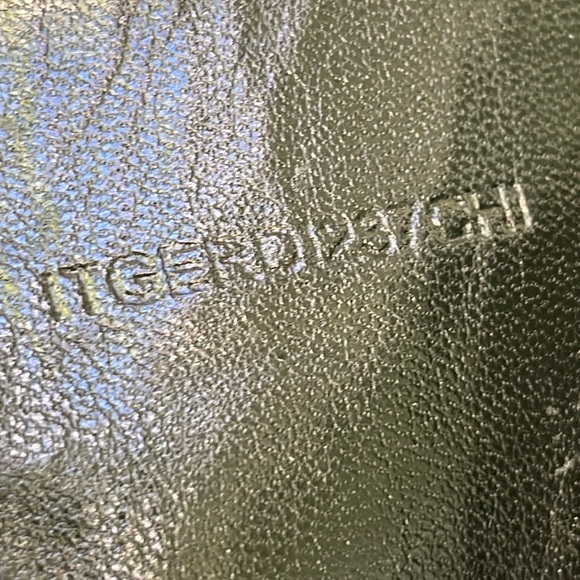 Vintage black Burberry leather booties with metallic heels - Picture 15 of 16